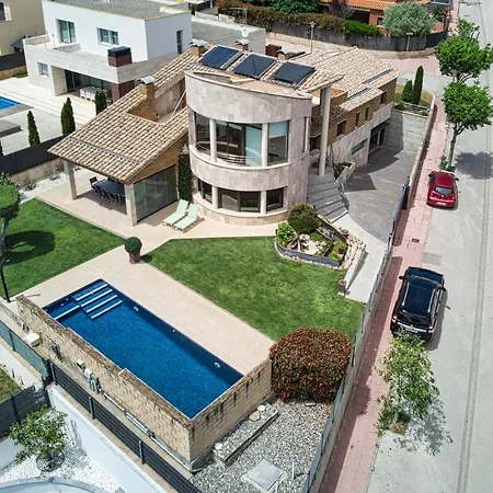 Casa La Vinya Alto Standing Villa Palamos